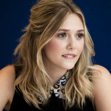 elizabeth olsen sexy images|13 beautiful photos of Elizabeth Olsen